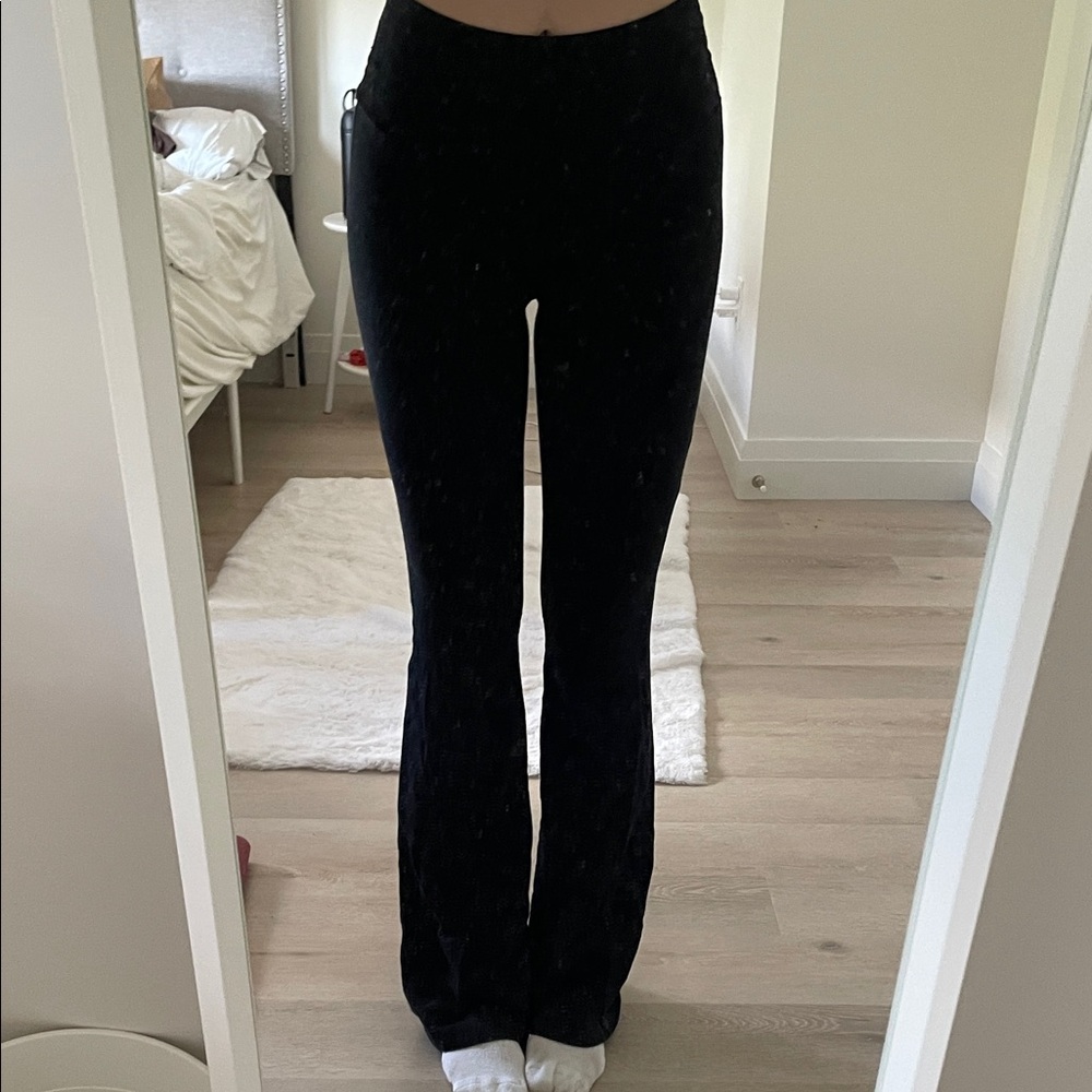 Aritzia Black Leggings